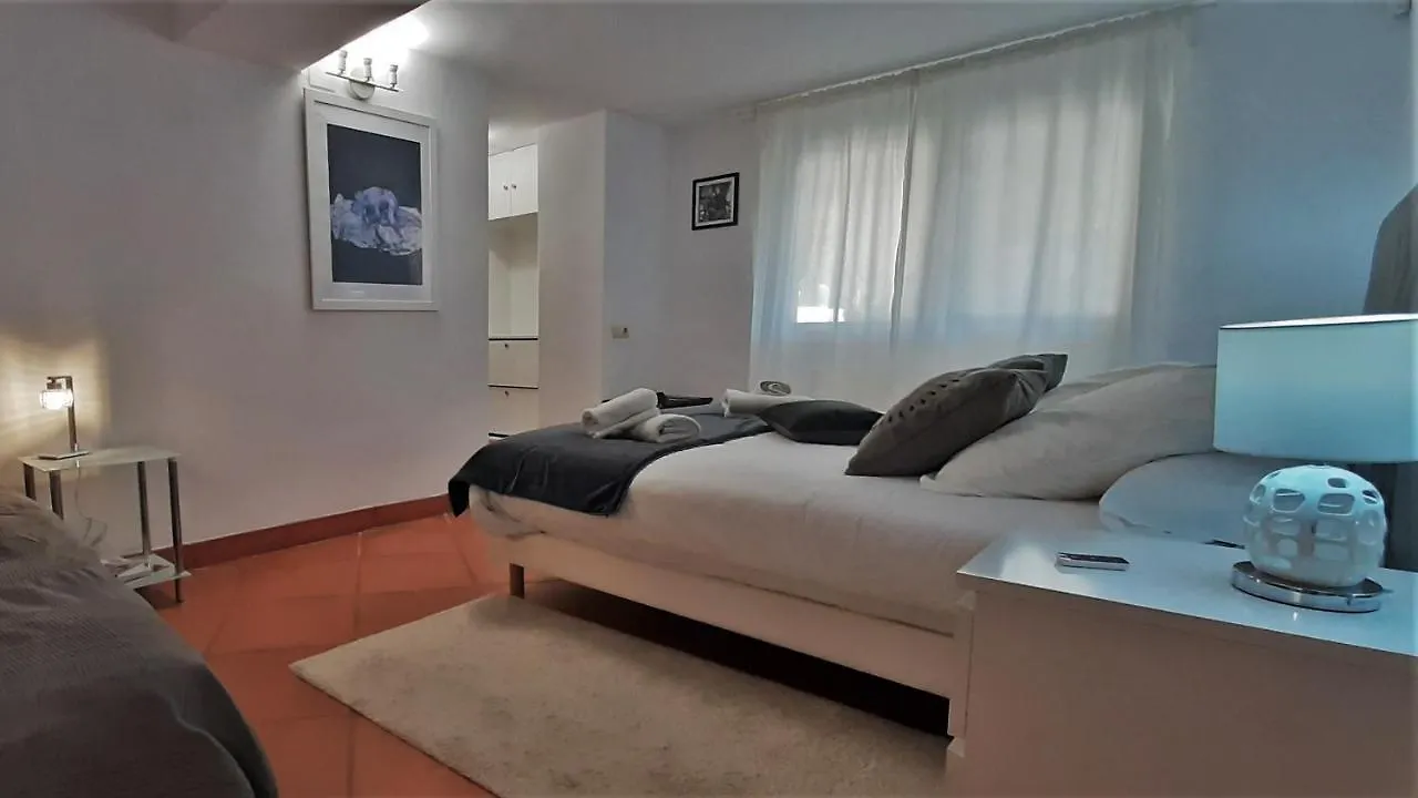 La Cigaliere Sitges Gay Only Hotel Olivella Affittacamere